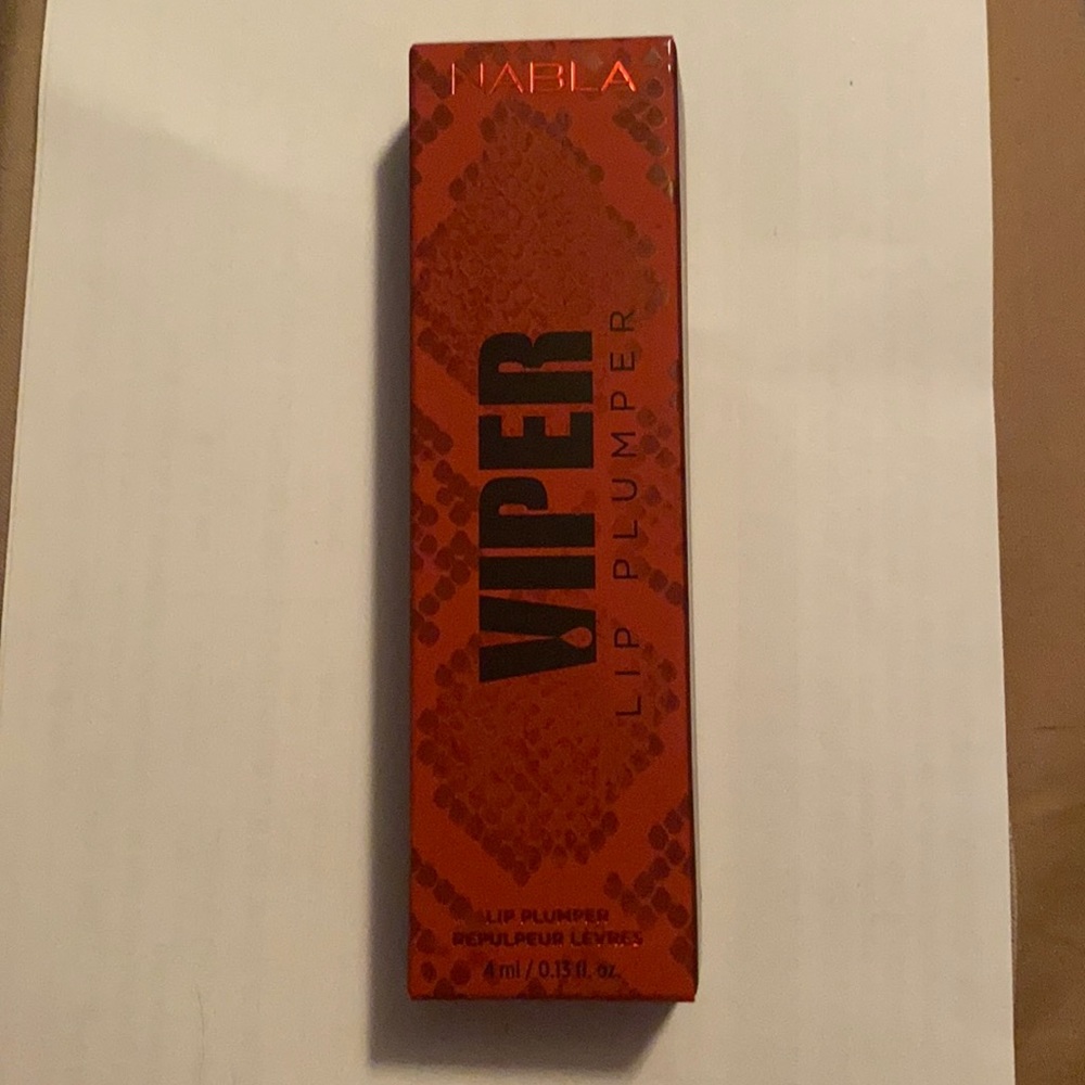 NIB Nabla viper lip plumper